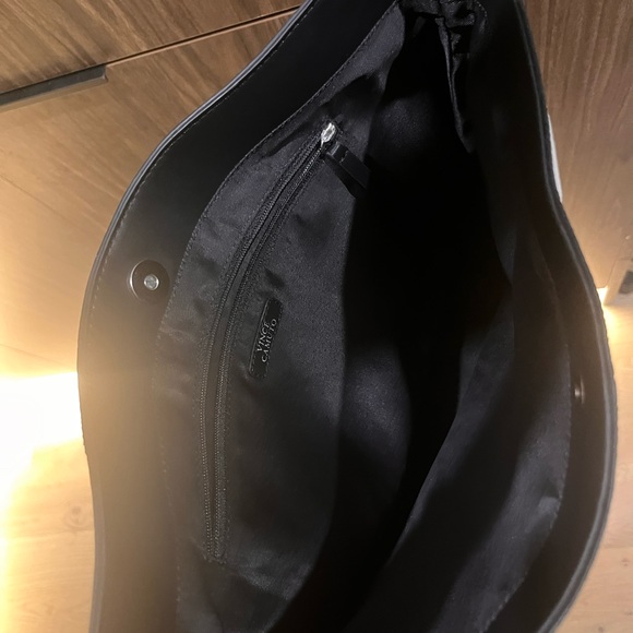 Vince Camuto - Cream & Black Genuine Leather Shoulder Bag - Silver Hardware - Picture 6 of 9